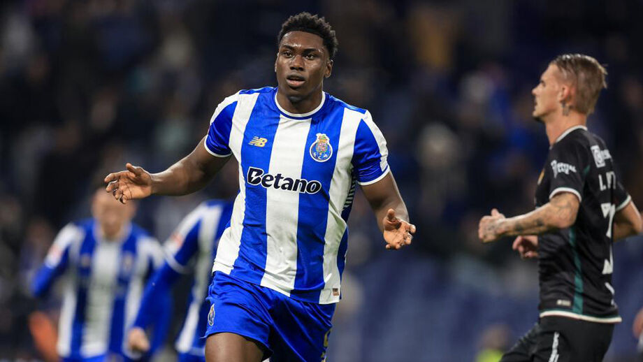 Samu foi o melhor jogador do FC Porto na vitória sobre o E. Amadora