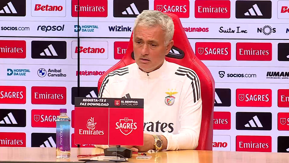 Treinador do Benfica diz que jogadores e equipa técnica conhecem-se cada vez melhor