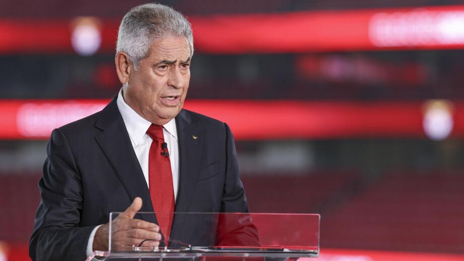 Luís Filipe Vieira durante a entrevista na BTV