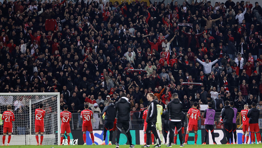 Adeptos encarnados no Moreirense-Benfica