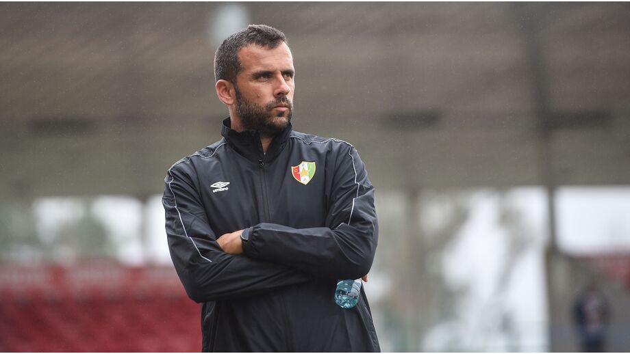 E. Amadora defronta emblema da Bundesliga