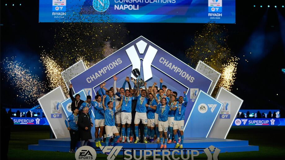 Nápoles conquista a Supertaça de Itália