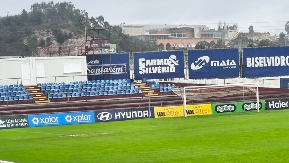 Estádio Manuel Marques, em Torres Vedras
