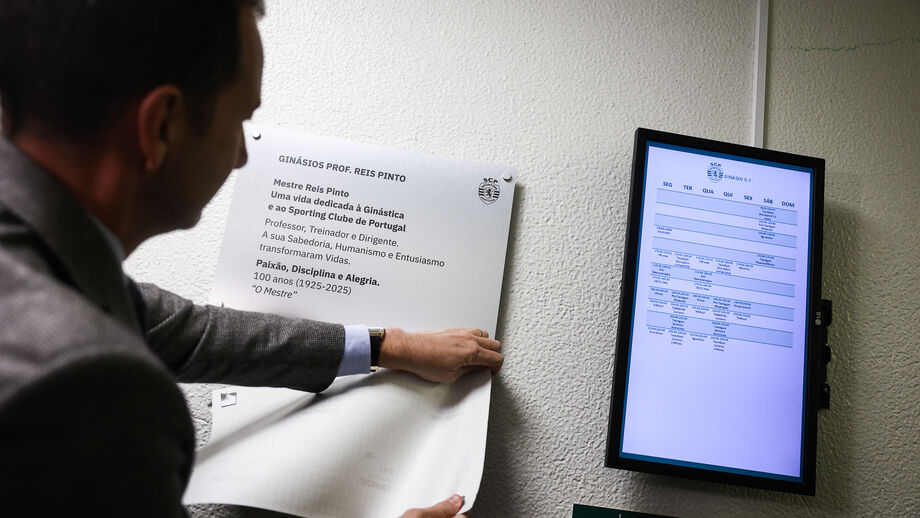 Varandas descerrou placa em honra a Reis Pinto