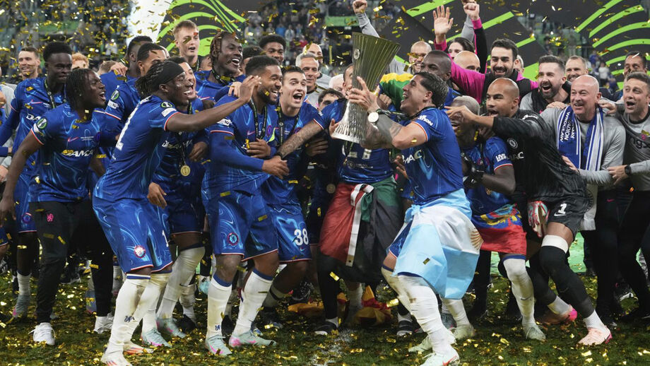 Dia 28 - O Chelsea venceu o Betis por 4-1, em Varsóvia, na Polónia, e celebrou muito a conquista da Liga Conferência.