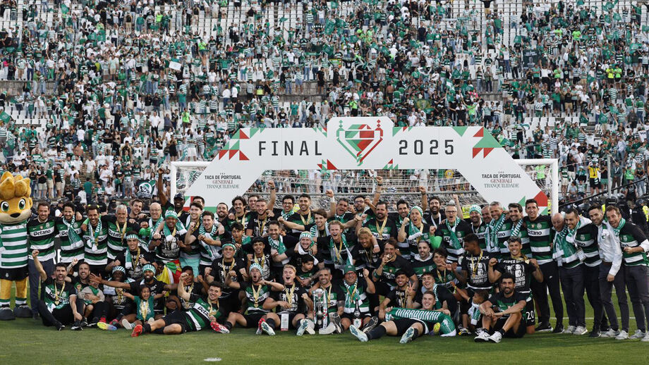 Dia 26 - O Sporting de Rui Borges foi ao Jamor bater o eterno rival Benfica por 3-1 e conquistou mais uma edição da Taça de Portugal, desta vez com o doce sabor a ‘dobradinha’.