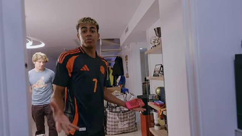 Craque do Barcelona partilhou vídeo e nem ocultou a sua... desorganização