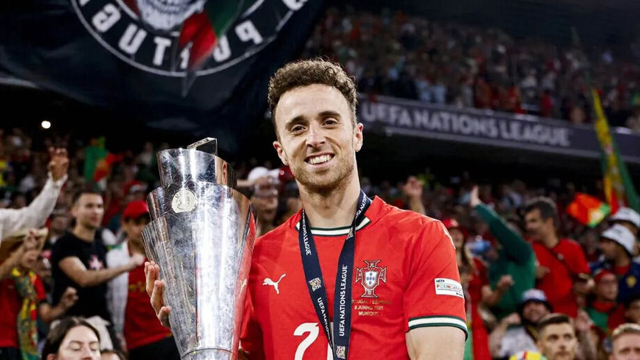Diogo Jota celebra conquista da Liga das Nações