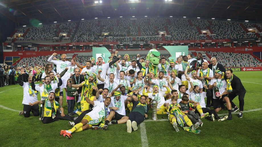 Tondela festeja regresso à 1.ª Liga 3 anos depois