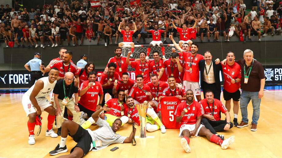 Benfica conquista o título de campeão de futsal em casa do Sporting
