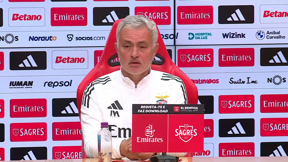 Treinador do Benfica faz ponto de situação