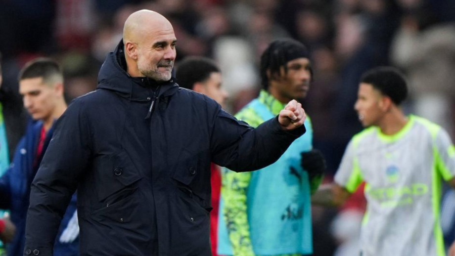 Pep Guardiola festeja vitória do Man. City sobre o Nottingham Forest