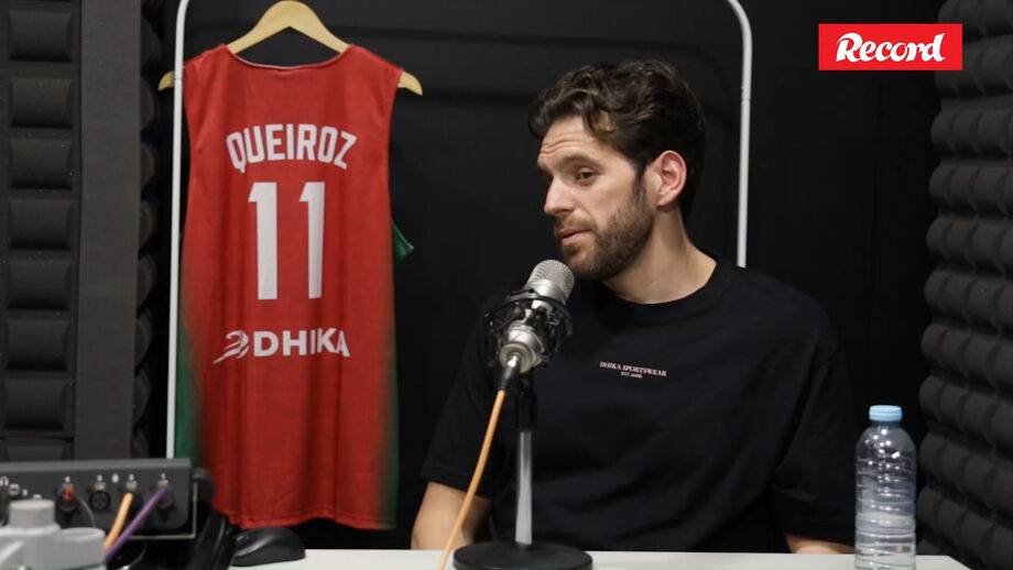 Capitão do FC Porto e da Seleção Nacional é o primeiro convidado do podcast 'Dois para um'