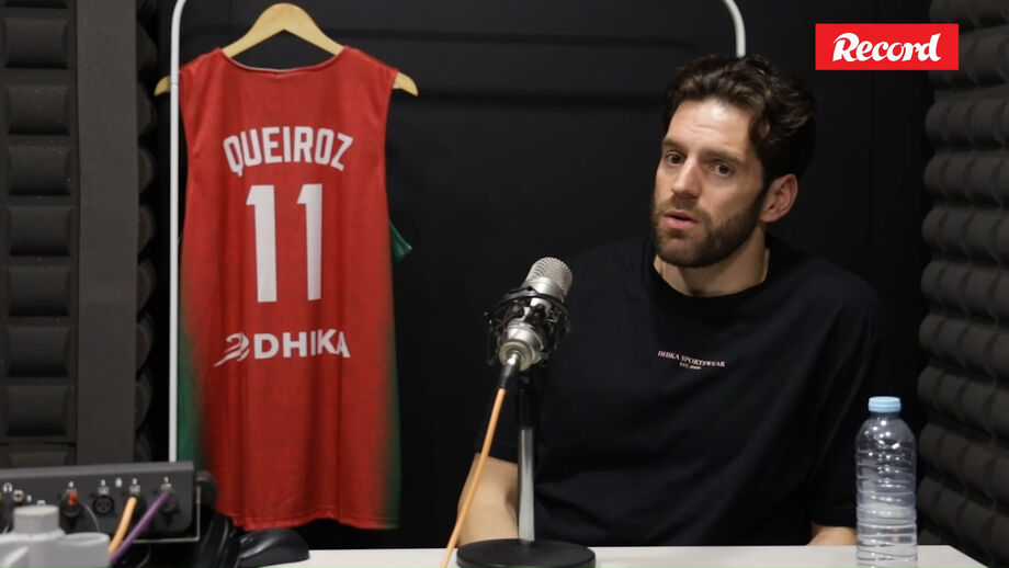 Capitão do FC Porto e da Seleção Nacional é o primeiro convidado do podcast 'Dois para um'