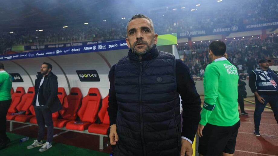 Rui Borges perdeu um troféu mas virou a classificação da Liga