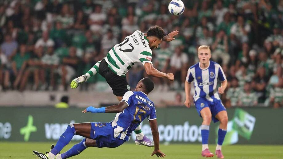 Luís Suárez sentiu na pele a forte marcação de Pablo Rosario 