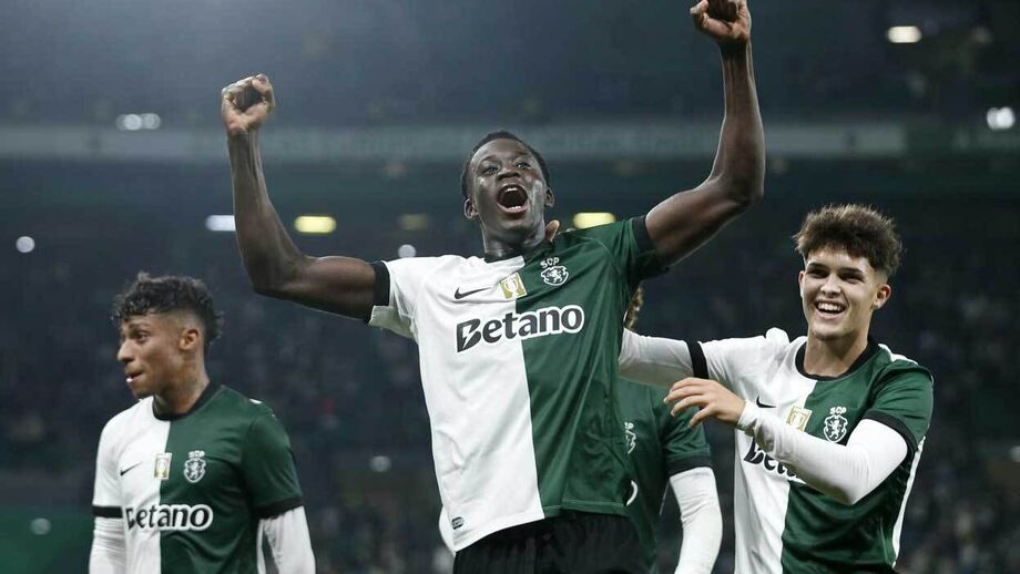 Blopa estreou-se pela equipa principal esta temporada e com um bis diante do Alverca
