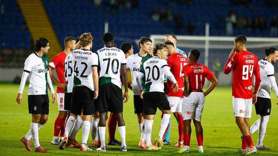 Penálti na Taça, contra o Santa Clara, virou caso... nacional!