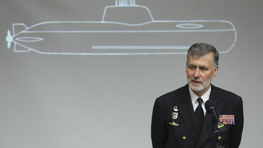 Gouveia e Melo sob investigação por ajuste direto na Marinha