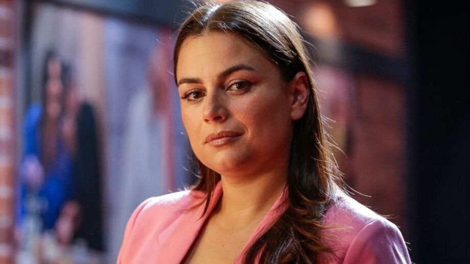 "Não sei se vou conseguir dormir. Olá Emília". Ana Guiomar apresenta a nova cadelinha aos fãs