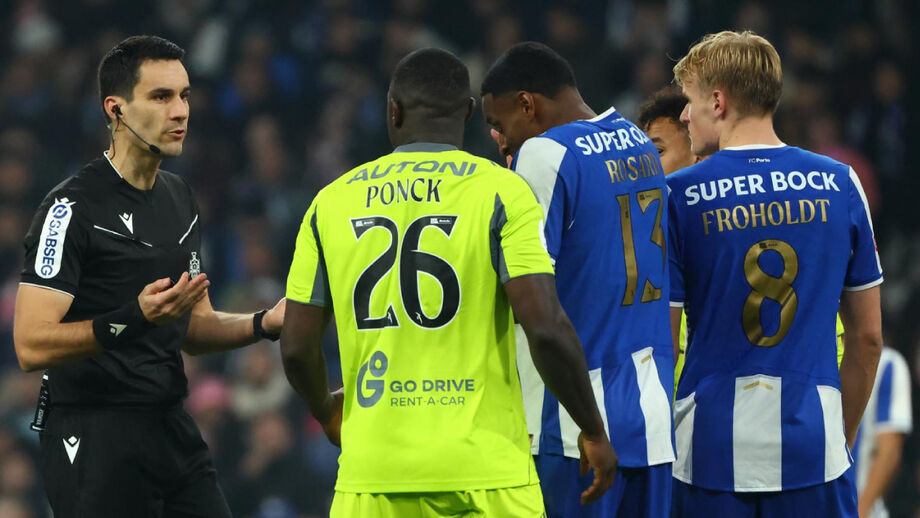 Bruno José Costa dirigiu o FC Porto-AVS SAD