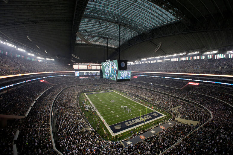 AT&T Stadium, Dallas (EUA) - 94.000 lugares