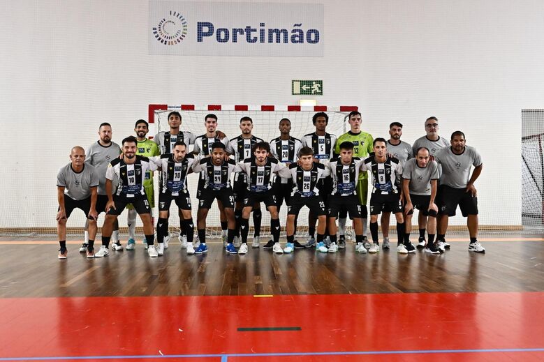 A equipa sénior do Portimonense está a rubricar uma campanha de grande qualidade