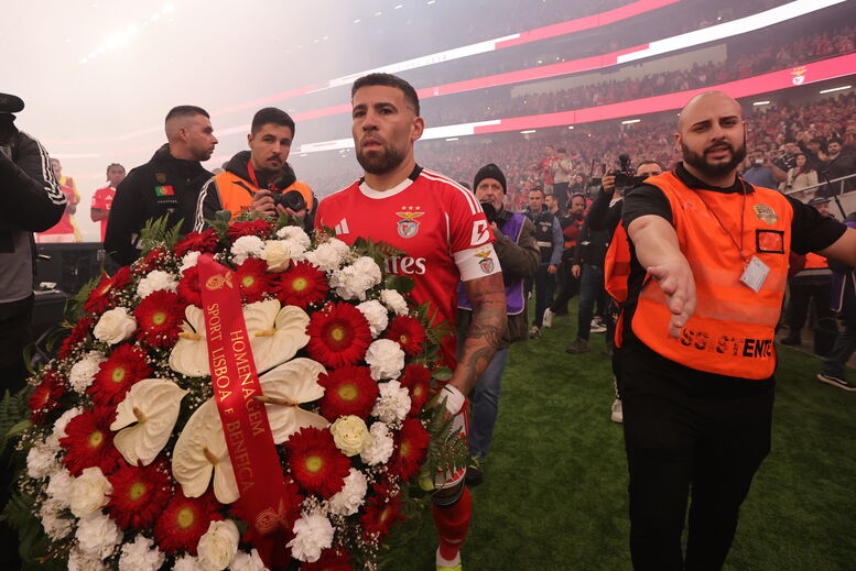 A homenagem do Benfica a Sérgio Caetano, antigo líder dos Diabos Vermelhos