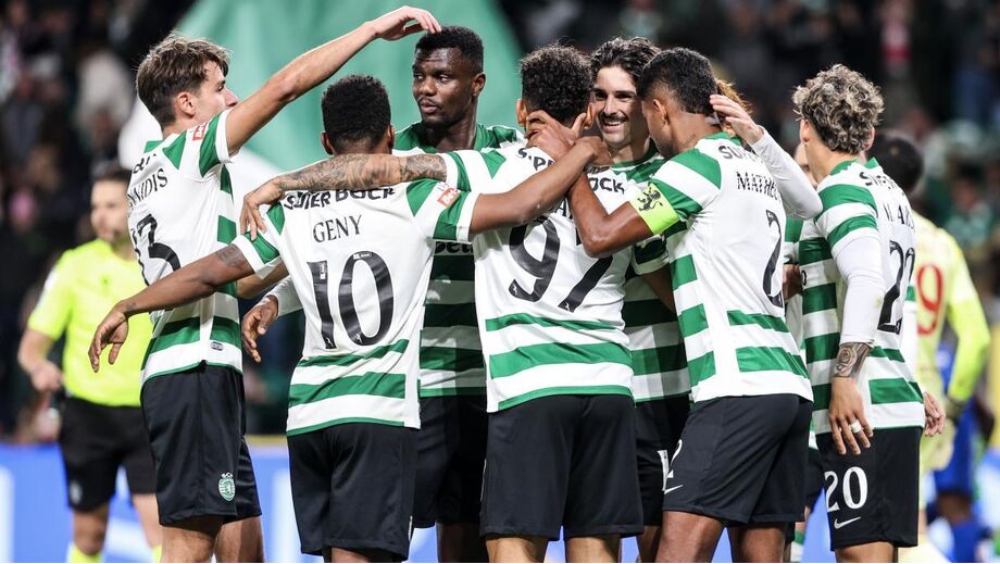 Jogadores do Sporting e famílias celebraram almoço de Natal