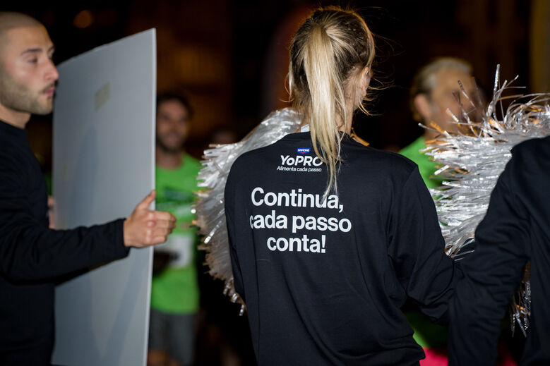 Atletas correm na São Silvestre, apoiados pela YoPro