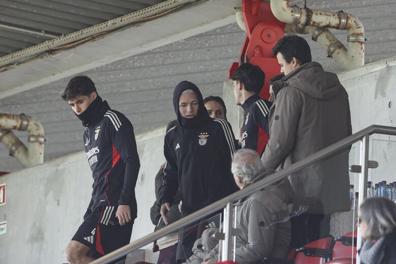 Prestiani e António Silva assiste ao jogo dos Sub-23 do Benfica