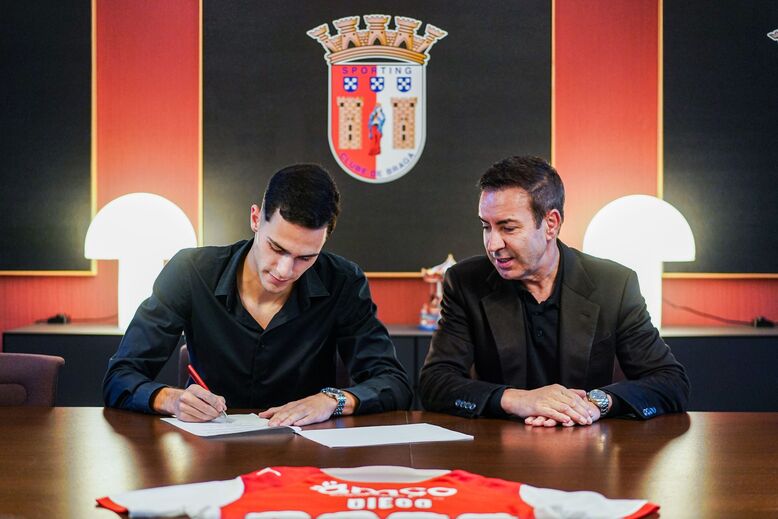 Diego Rodrigues renova com o Sp. Braga