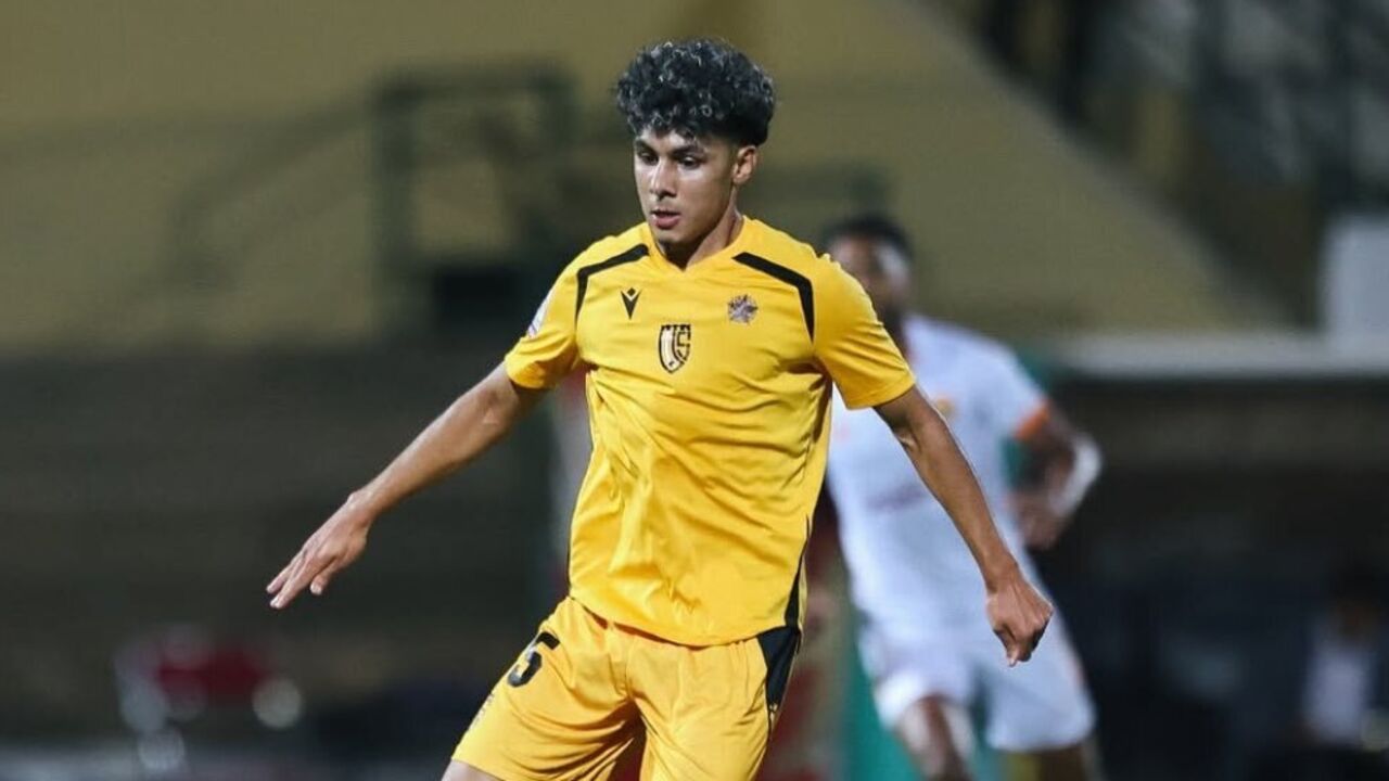 Zakaria Kassary chega a Alverca por empréstimo, com opção de compra.
