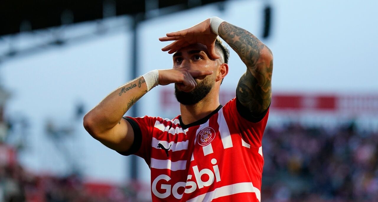 Taty Castellanos, jogador de futebol, apontado ao West Ham