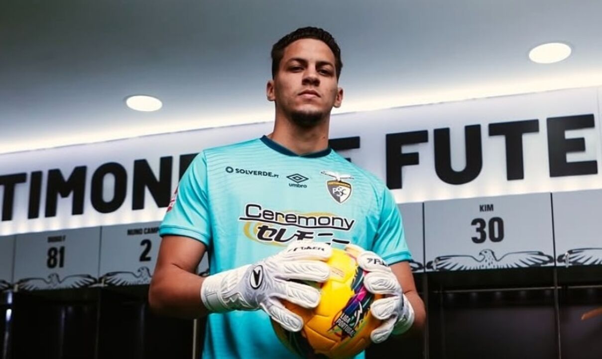 Maycon Cleiton fica no Portimonense devido a impedimento de inscrição de jogadores