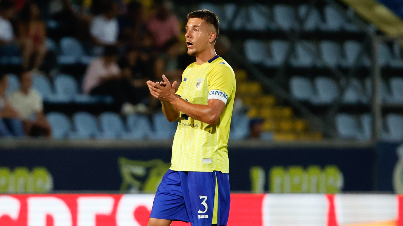 José Fontán, defesa do Arouca