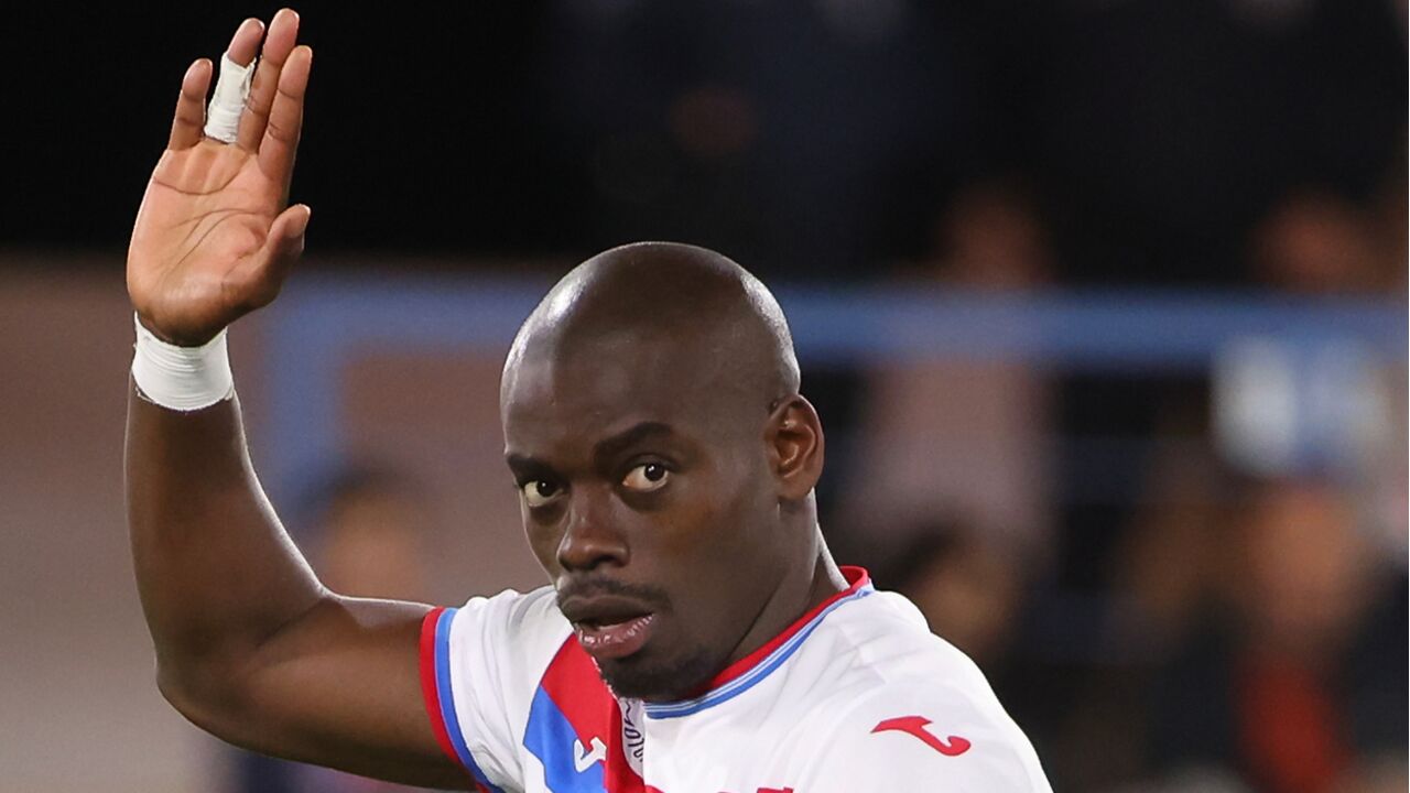 Jonathan Buatu regressa aos trabalhos da equipa