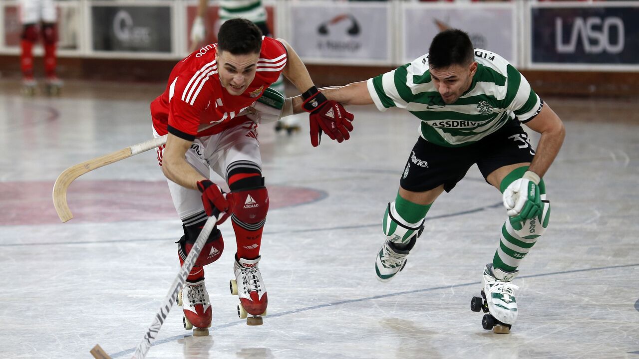 Benfica e Sporting disputam jogo de hóquei em patins na Liga dos Campeões