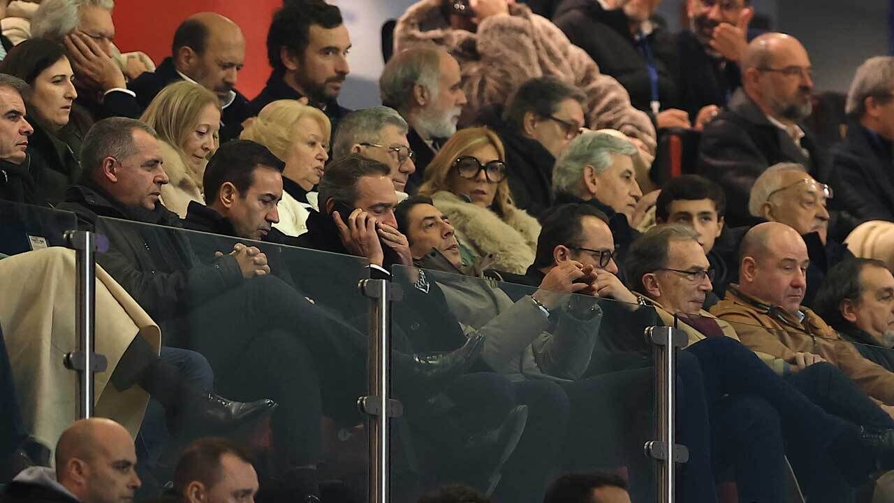 Rui Costa a assistir ao Benfica-Sp. Braga