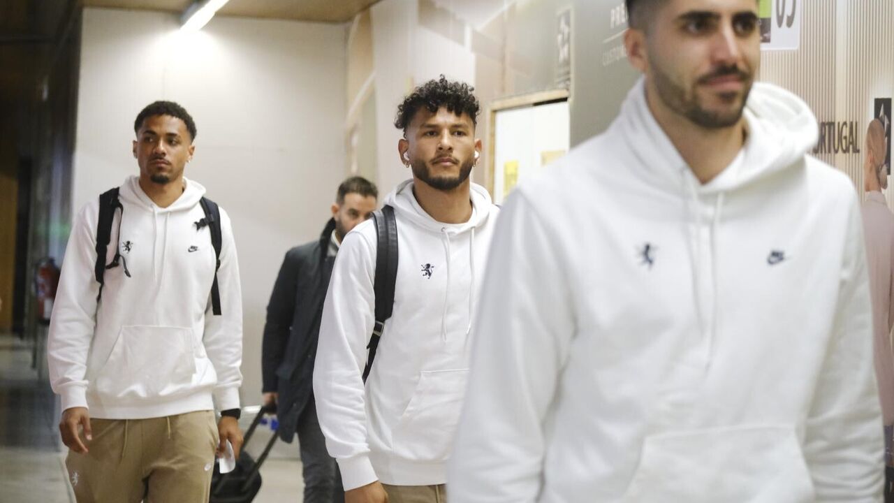 Rayan e Rômulo querem convencer o Sporting até ao verão