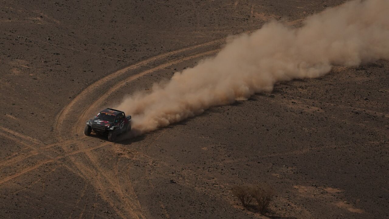 João Ferreira sobe ao top dez da geral no Dakar'2026.
