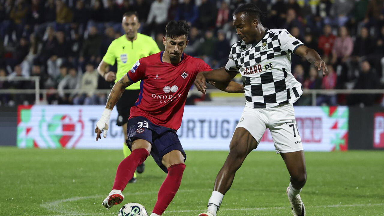 Ricardo Schutte de saída do Vizela para reforçar o Penafiel