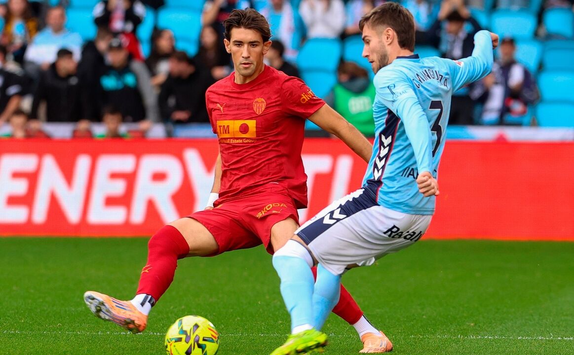 Mingueza na mira da Juventus, com outros clubes interessados