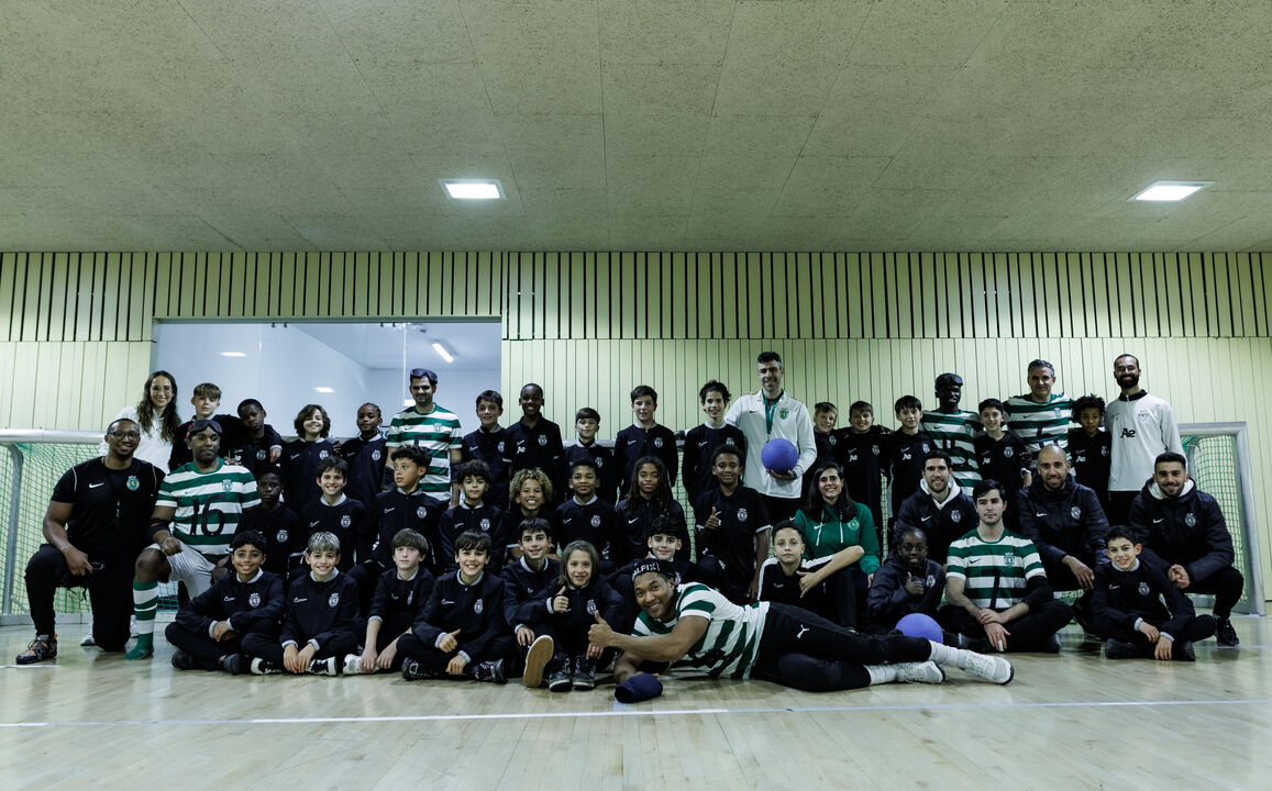 Equipa de Goalball do Sporting e jovens sub-12 celebram o Dia Mundial do Braille