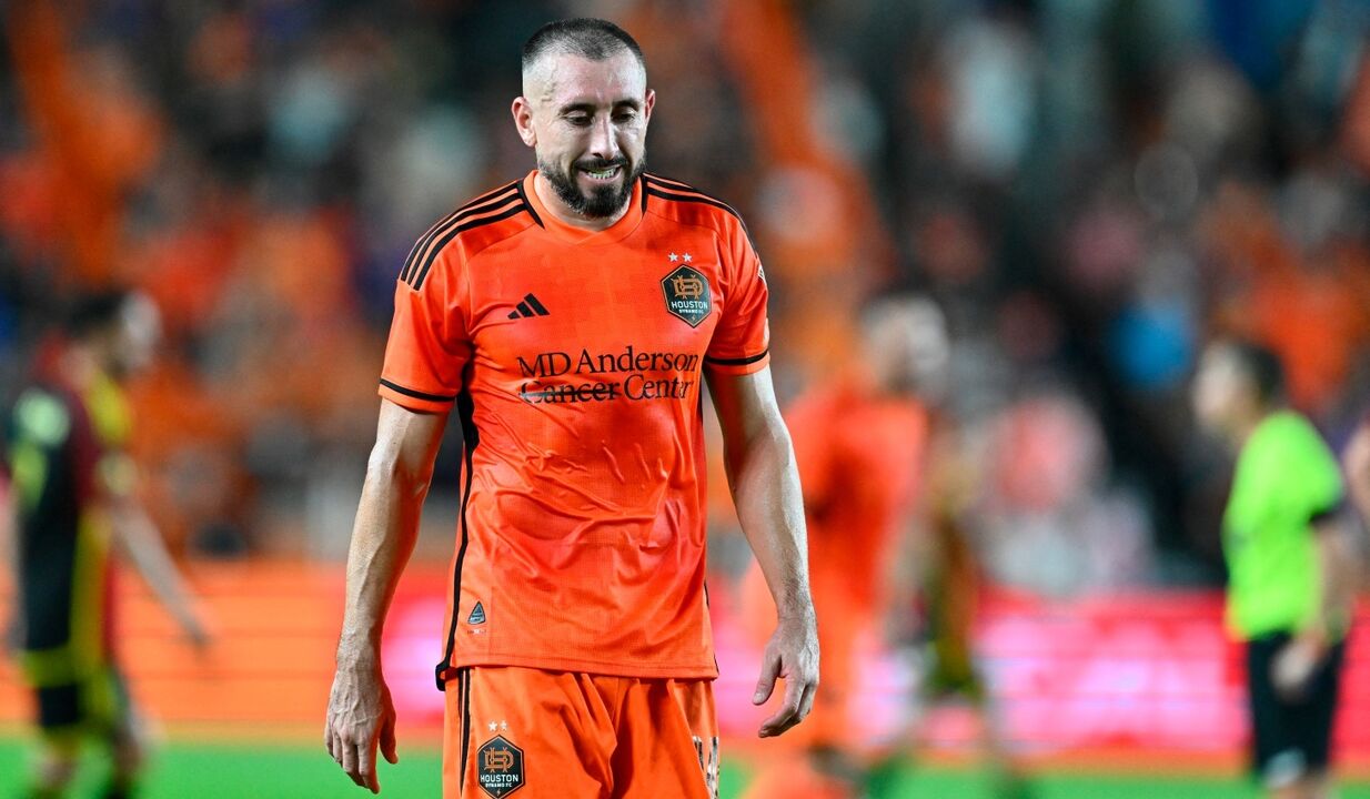 Héctor Herrera regressa ao Houston Dynamo após passagem no México