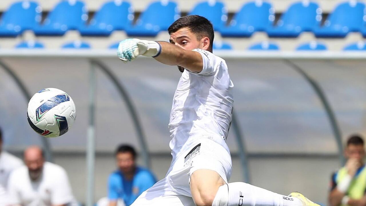 Didi, guarda-redes, reforça o S. João Vêr por empréstimo do Felgueiras