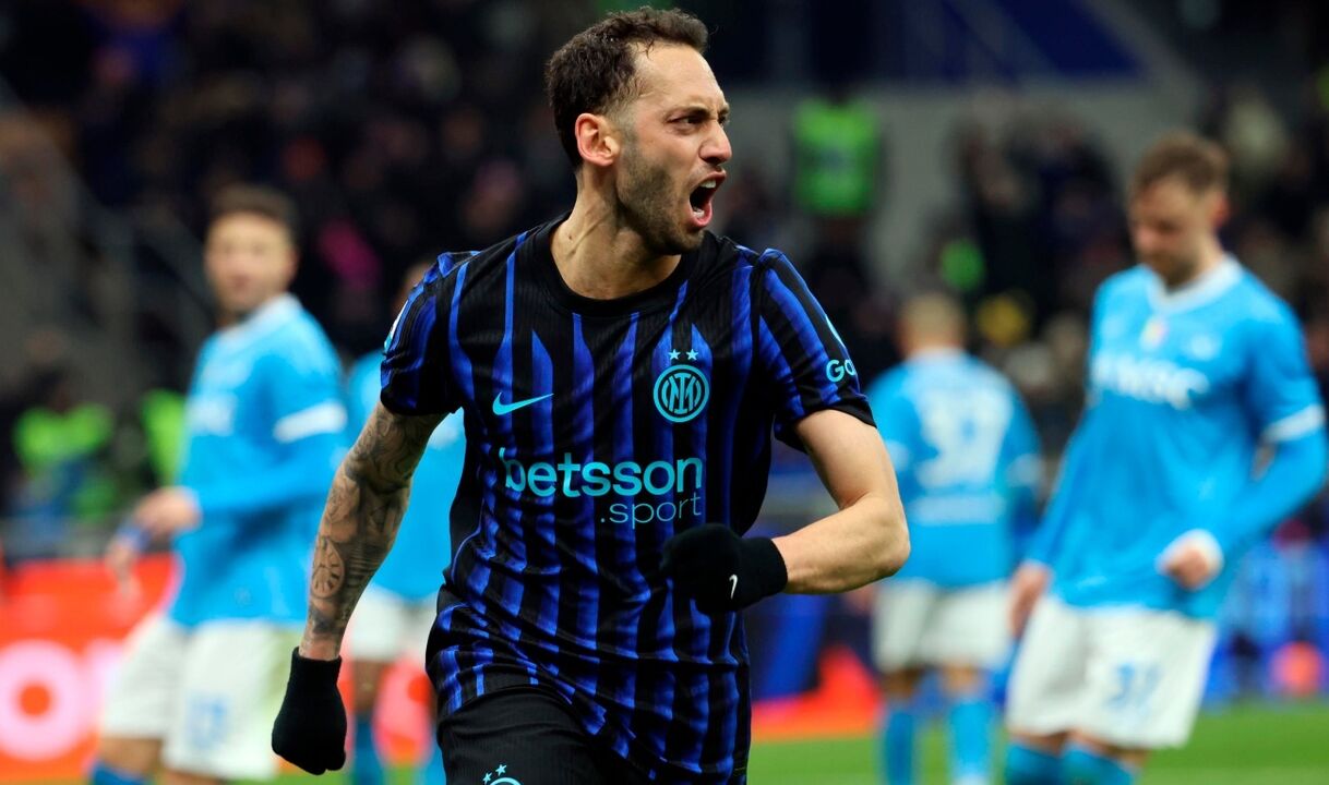 Çalhanoglu permanece no Inter após rejeição da Turquia