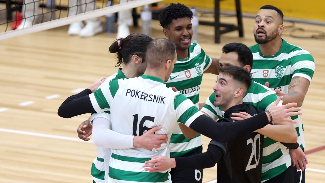 Sporting CP celebra vitória frente ao CA Madalena na Taça de Portugal