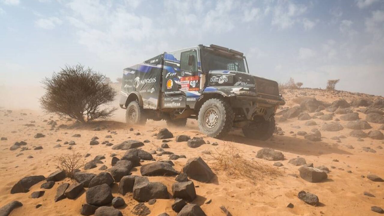 Paulo Fiúza faz história no Dakar'26
