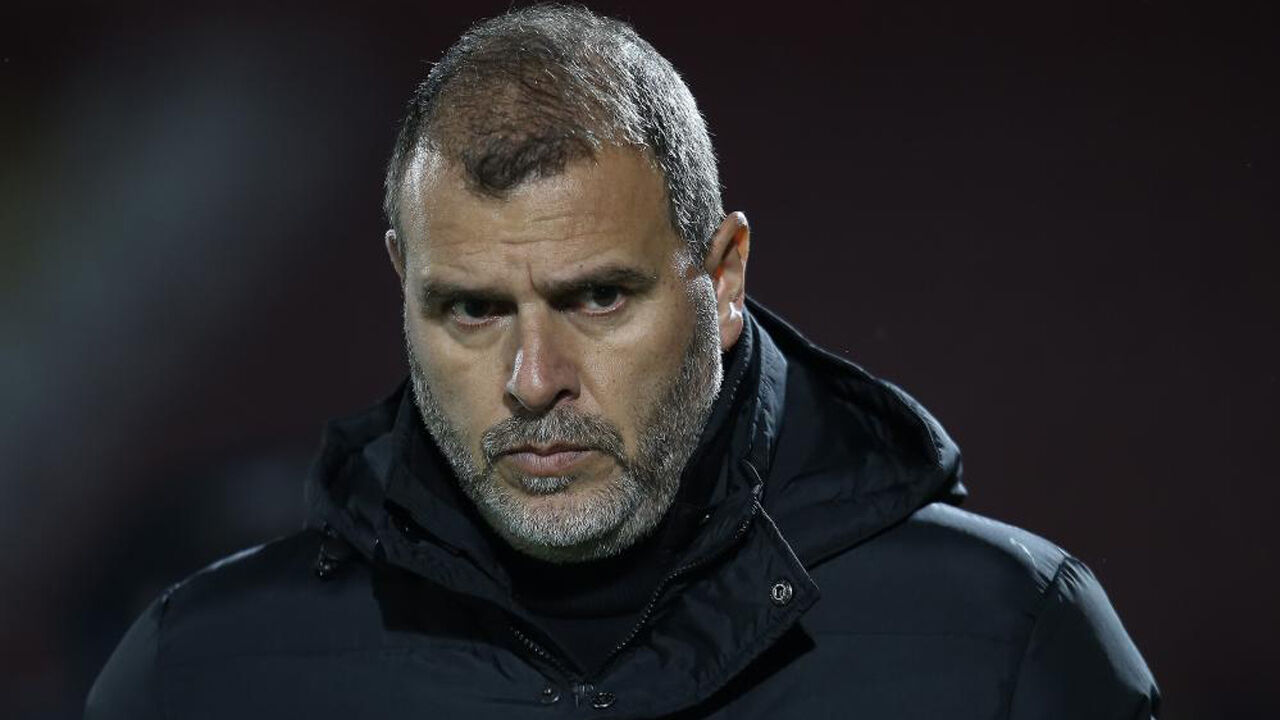 João Henriques satisfeito com o "caráter enorme" mostrado pelos jogadores do AVS